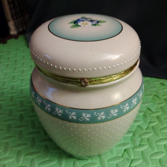 Decorative Ceramic Jar / Container - Picture 2 of 5